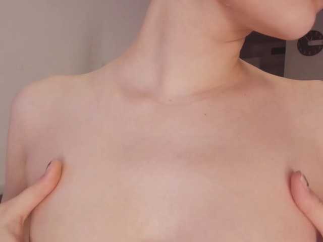 MsMelania live cam on BongaCams