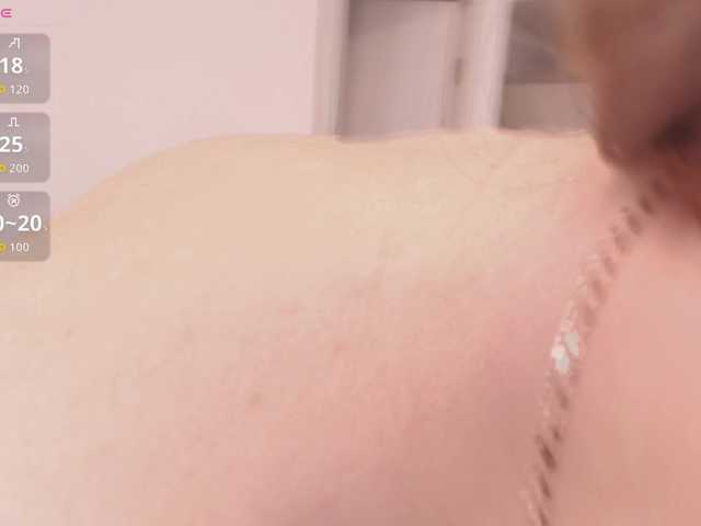 MsMelania live cam on BongaCams
