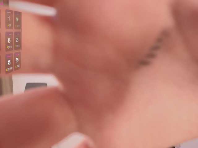 MsMelania live cam on BongaCams