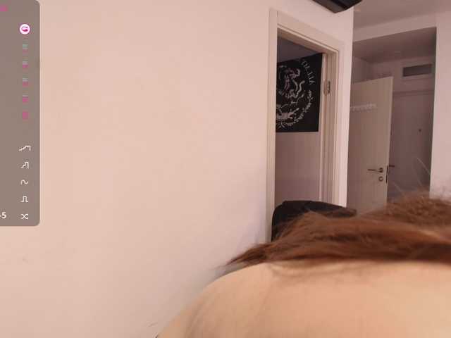 MsMelania live cam on BongaCams