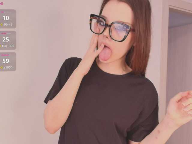 MsMelania live cam on BongaCams