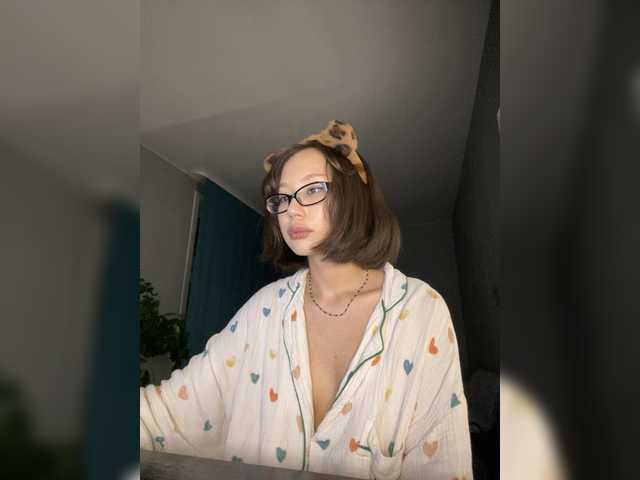 Adadollll live cam on BongaCams