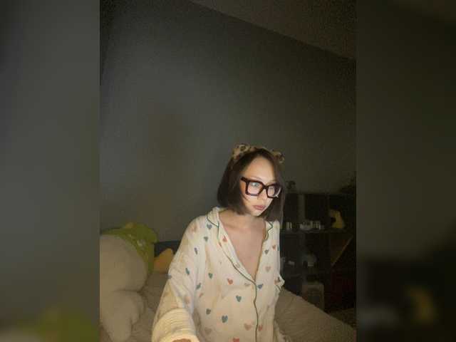 Adadollll live cam on BongaCams