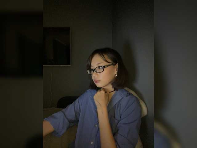 Adadollll live webcam show