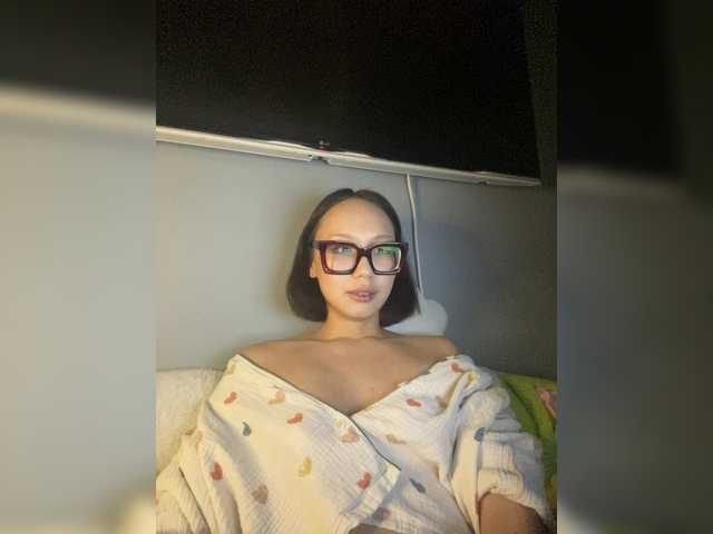 Adadollll live cam on BongaCams