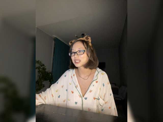 Adadollll live webcam show