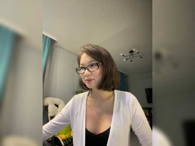 Adadollll live cam on BongaCams