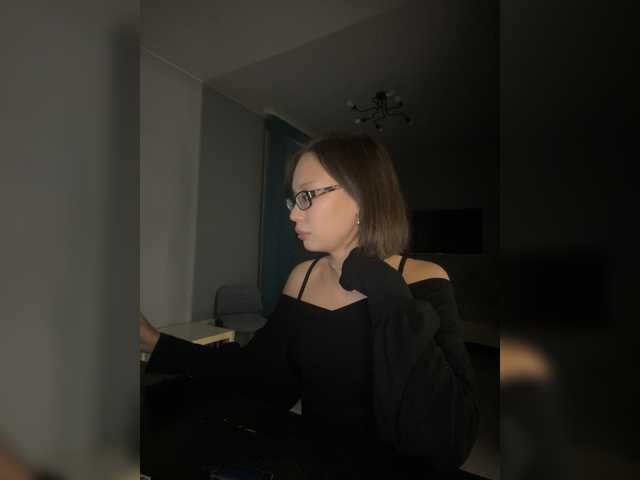 Adadollll live cam on BongaCams