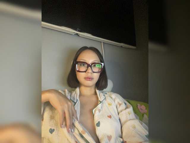 Adadollll live cam on BongaCams