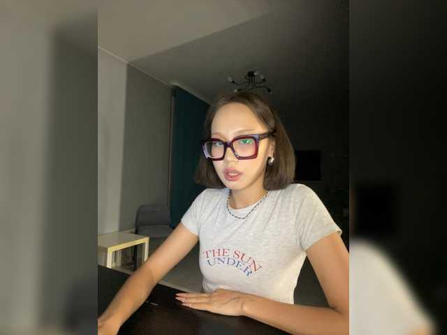 Adadollll live cam on BongaCams
