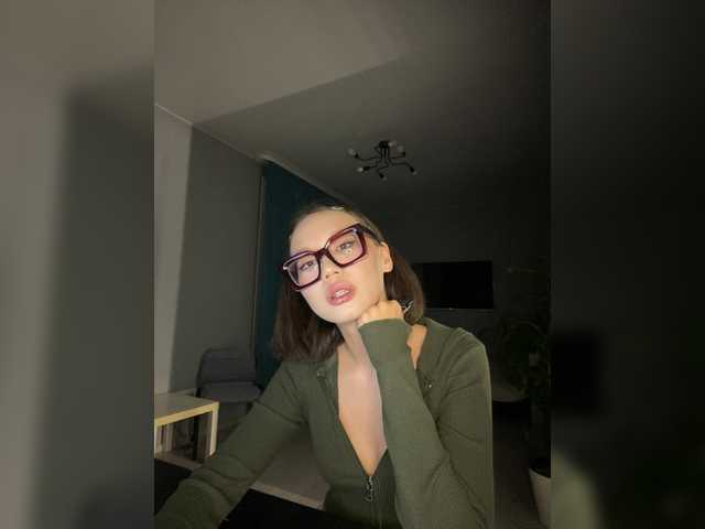 Adadollll live cam on BongaCams