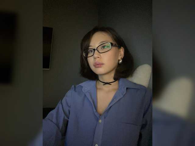 Adadollll live webcam show