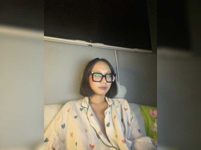Adadollll live cam on BongaCams