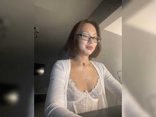 Adadollll live cam on BongaCams