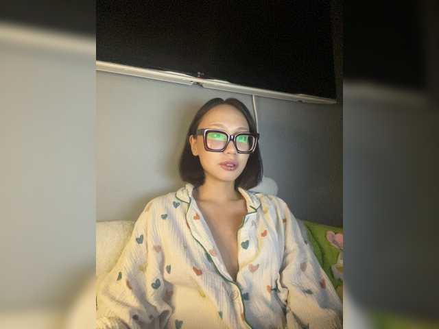 Adadollll live cam on BongaCams
