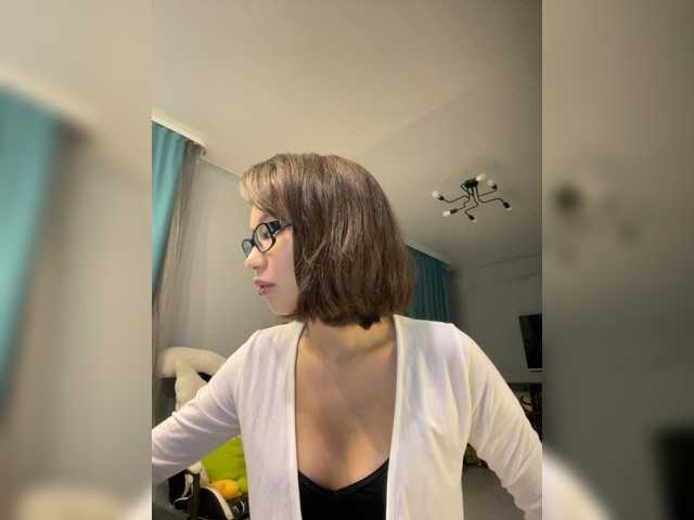 Adadollll live cam on BongaCams