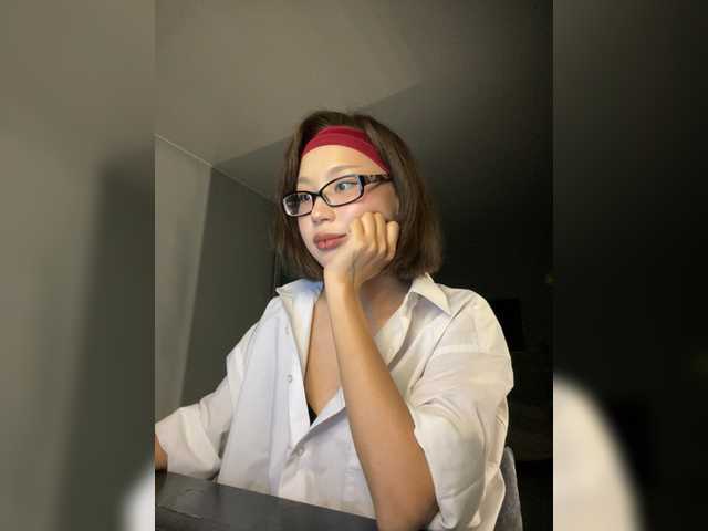 Adadollll live cam on BongaCams