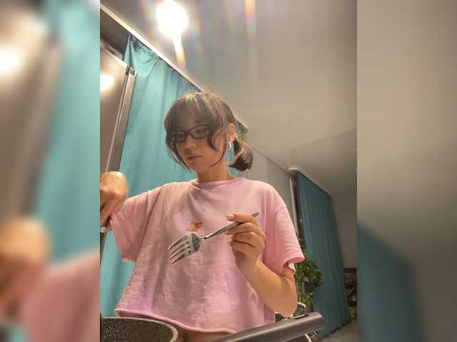 Adadollll live cam on BongaCams