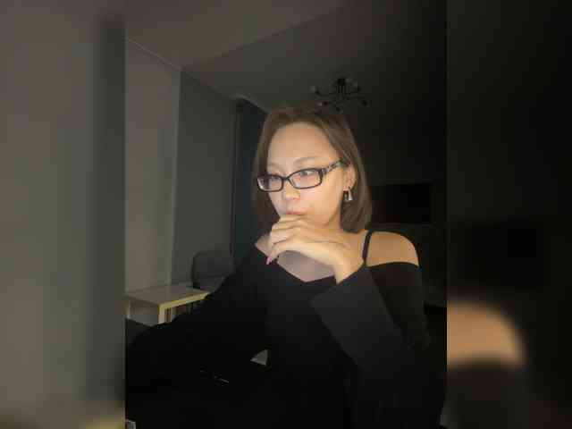 Adadollll webcam