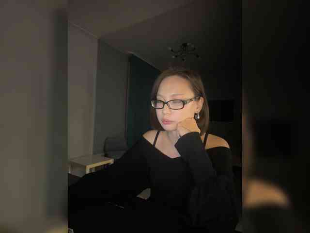 Adadollll webcam