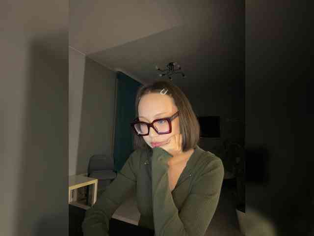 Adadollll webcam