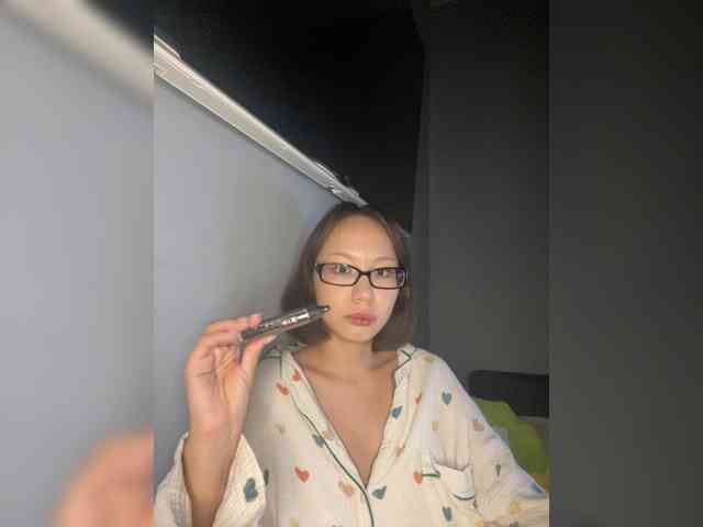 Adadollll webcam