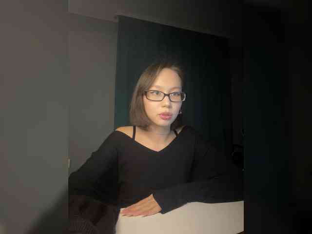 Adadollll webcam