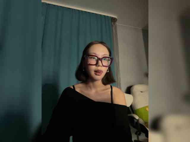 Adadollll webcam