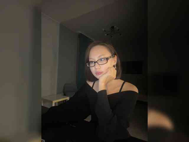 Adadollll webcam