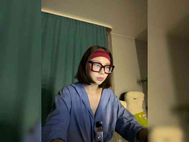 Adadollll webcam