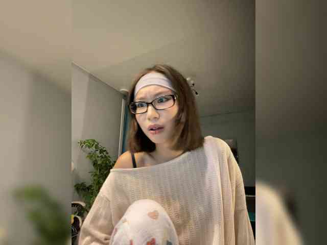Adadollll webcam