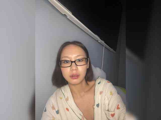 Adadollll webcam
