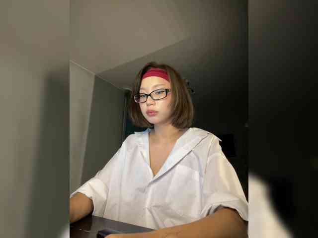 Adadollll webcam