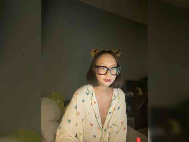 Adadollll webcam