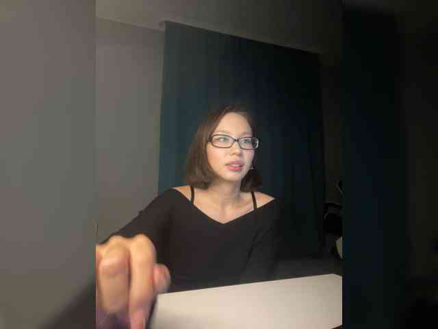Adadollll webcam