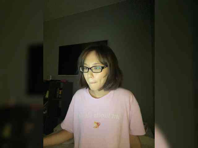 Adadollll webcam