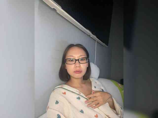 Adadollll webcam