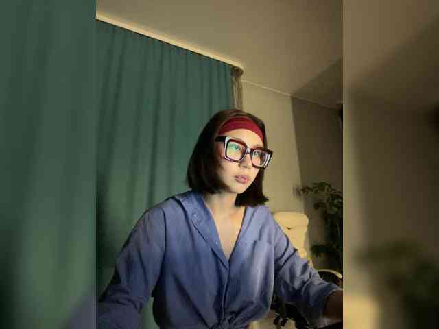 Adadollll webcam