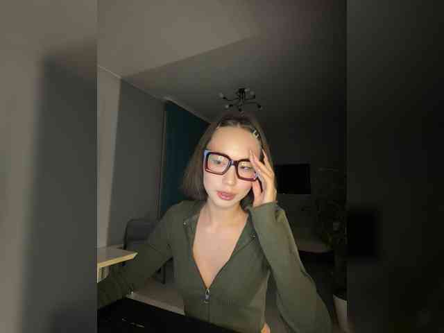 Adadollll webcam