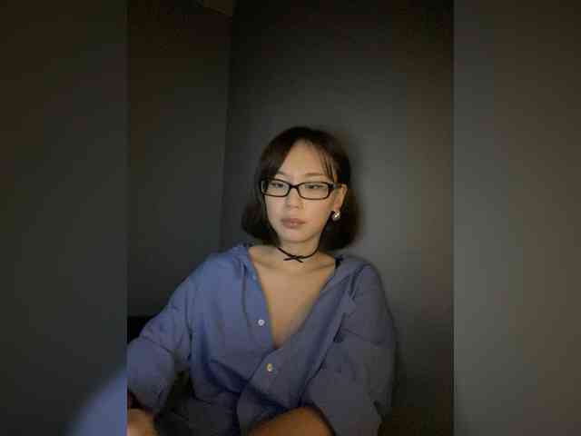 Adadollll webcam