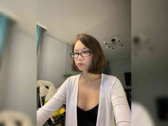 Adadollll Live Webcam on BongaCams