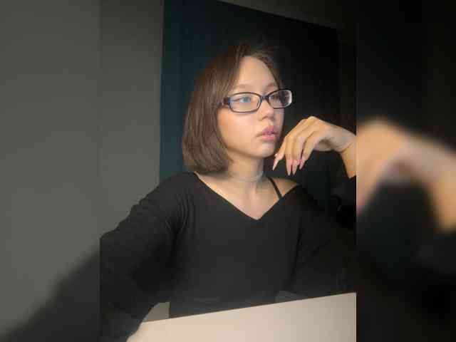 Adadollll webcam