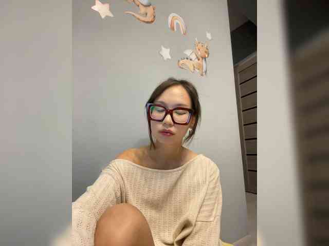 Adadollll webcam