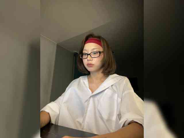 Adadollll webcam