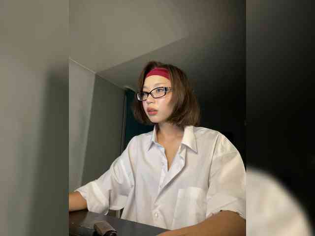 Adadollll webcam