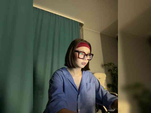 Adadollll webcam