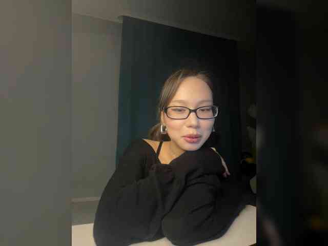 Adadollll webcam