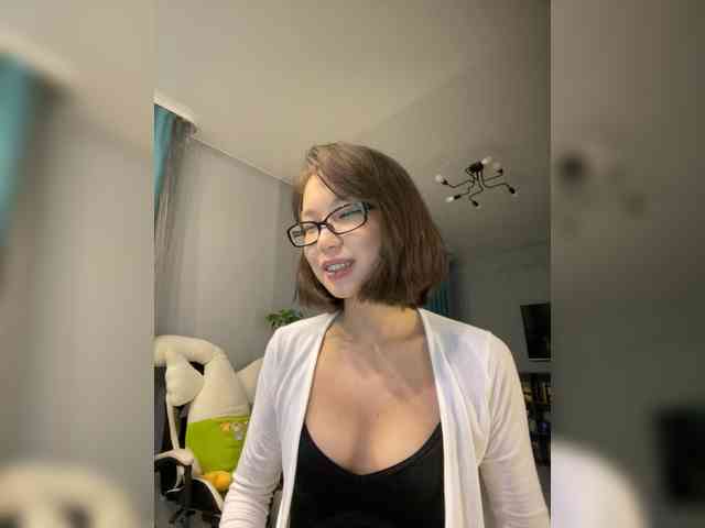 Adadollll webcam
