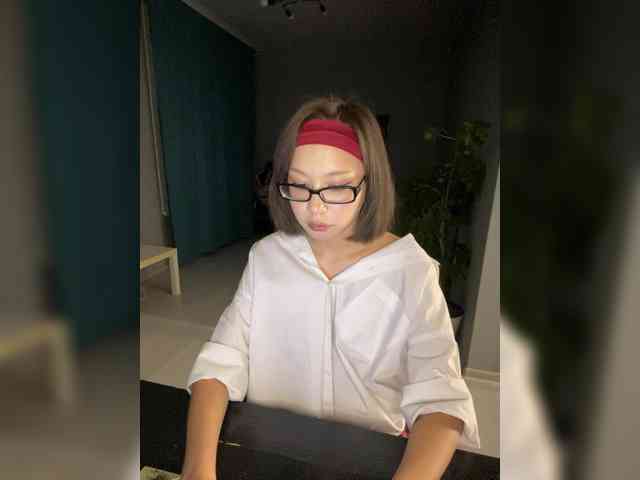 Adadollll webcam