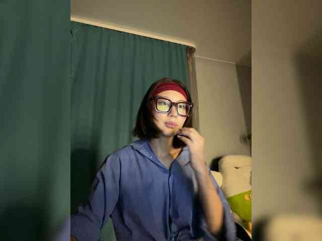 Adadollll webcam